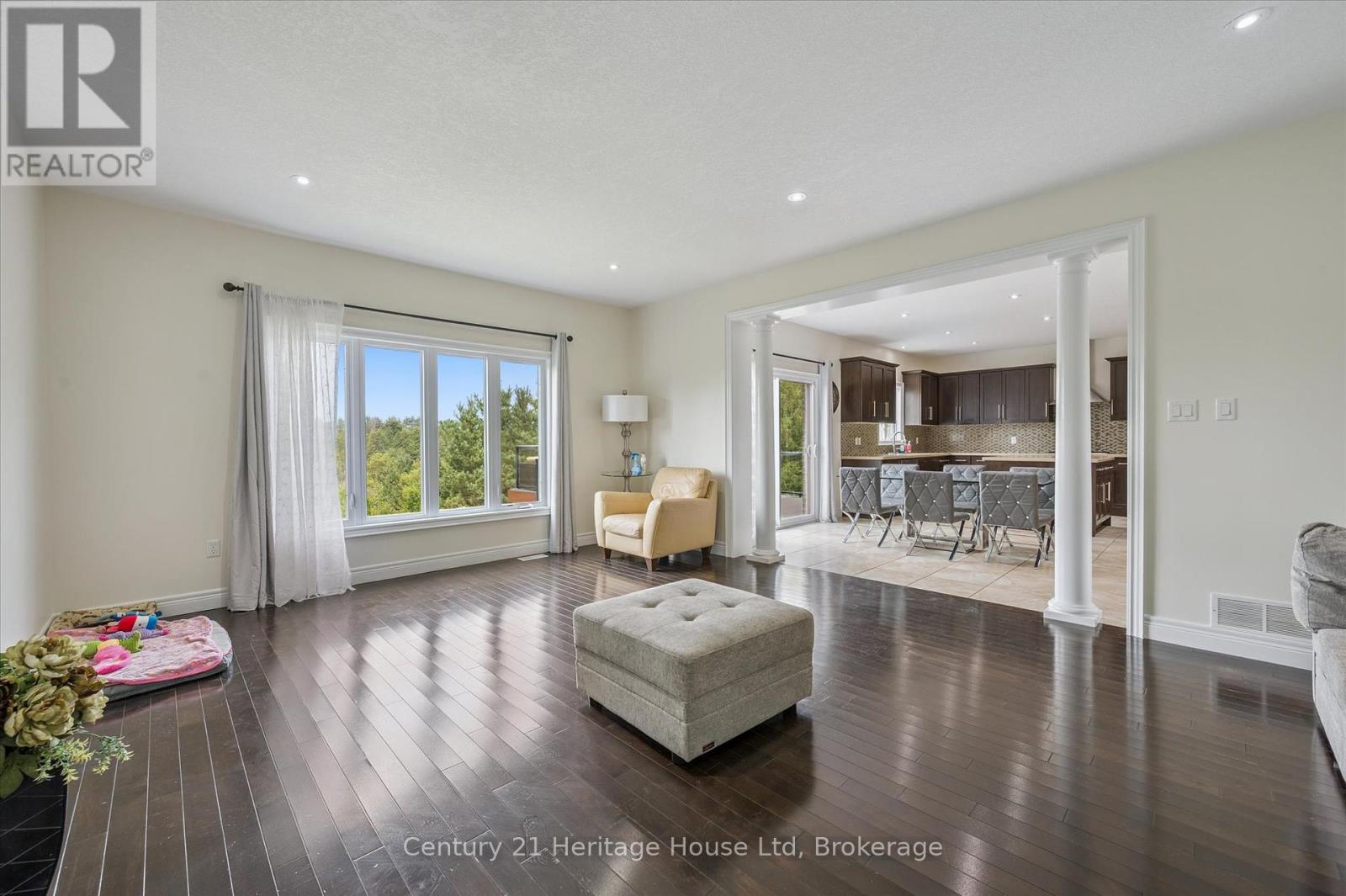 Property at 76 ZADUK PLACE image 4