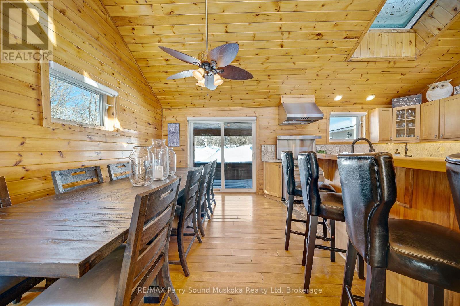 587 Centre Road, Mckellar, Ontario  P2A 0B4 - Photo 12 - X12327168