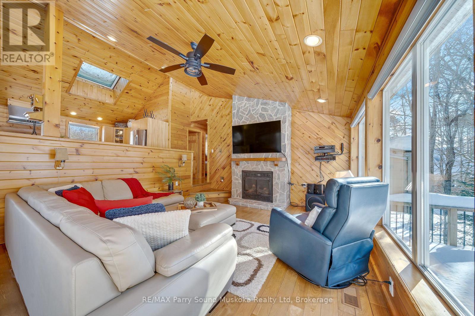 587 Centre Road, Mckellar, Ontario  P2A 0B4 - Photo 7 - X12327168