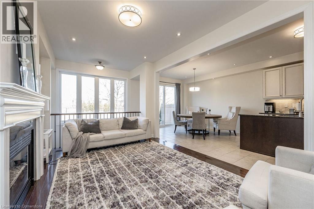 2453 Village Common, Oakville, Ontario  L6M 0S2 - Photo 16 - 40757221