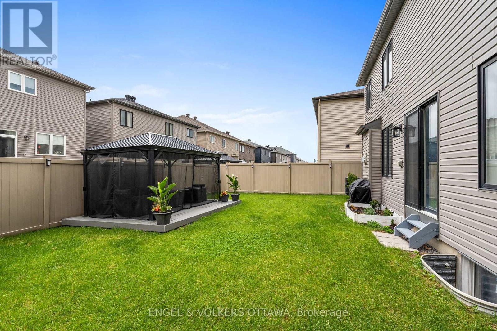 195 Alex Polowin Avenue, Ottawa, Ontario  K2J 6E8 - Photo 30 - X12327171