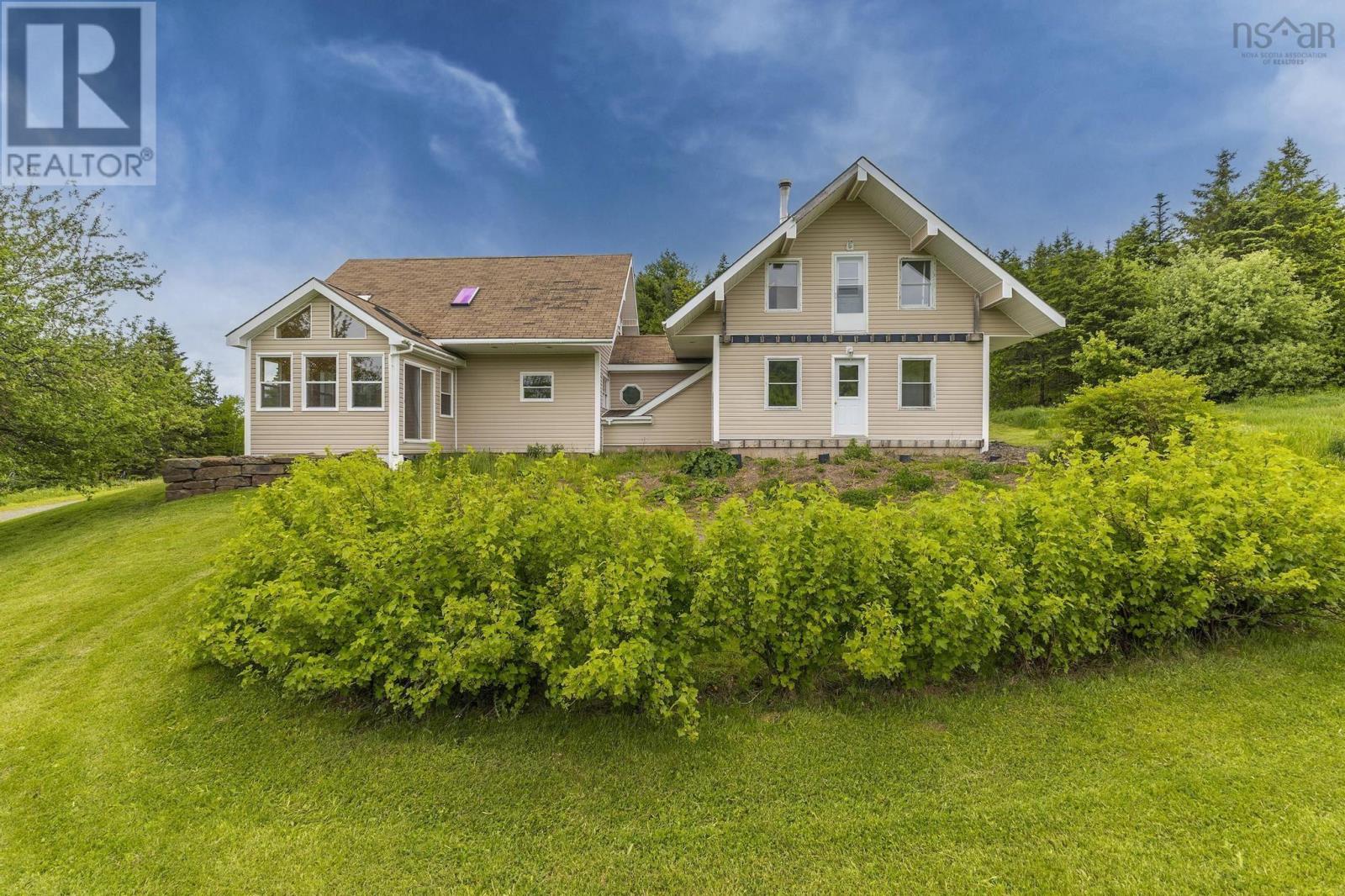 337 Macdonald Road, Arisaig, Nova Scotia  B2G 2L1 - Photo 2 - 202513783