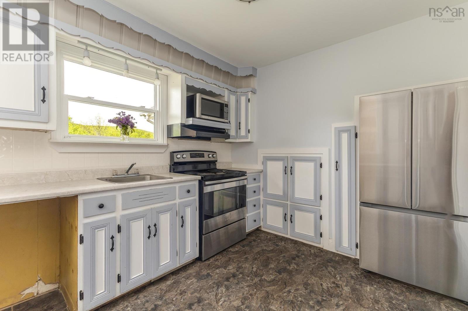 337 Macdonald Road, Arisaig, Nova Scotia  B2G 2L1 - Photo 11 - 202513783