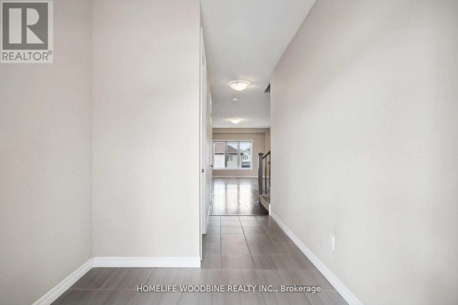 2823 Asima Drive, London South, Ontario  N6M 0B4 - Photo 5 - X12326909