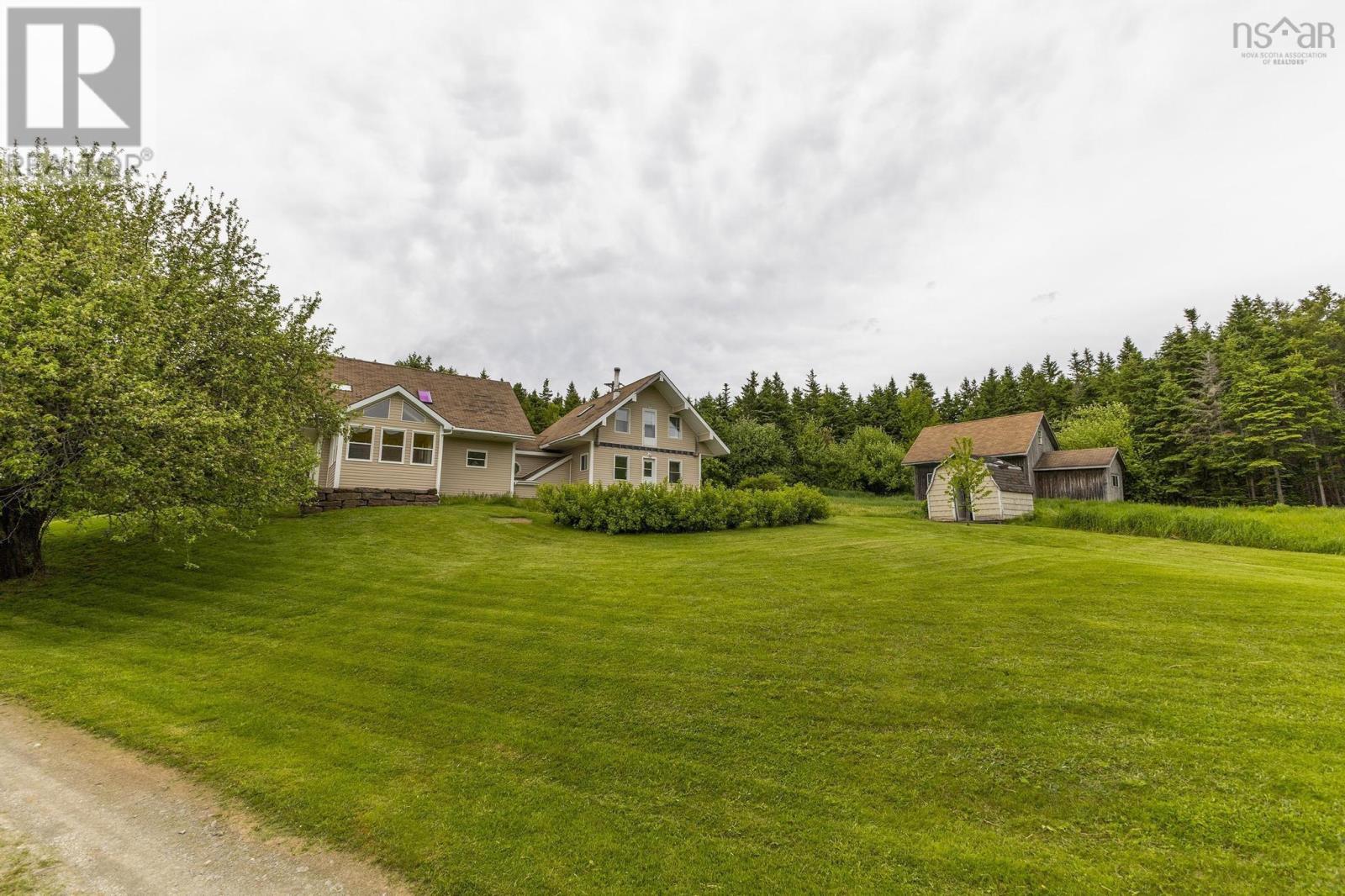 337 Macdonald Road, Arisaig, Nova Scotia  B2G 2L1 - Photo 5 - 202513783