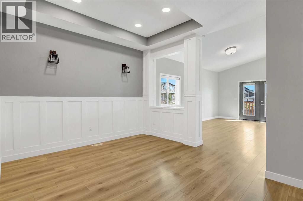 Property at 10421 135 Avenue image 3