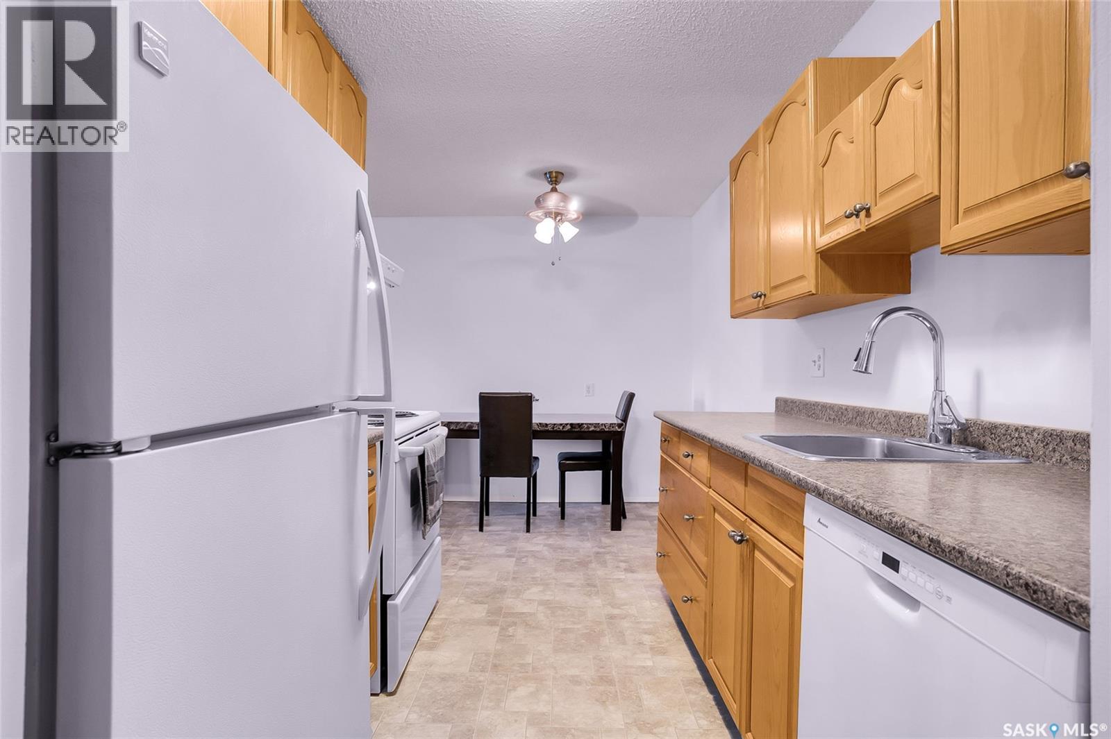 Property at 118 3308 33rd STREET W image 5