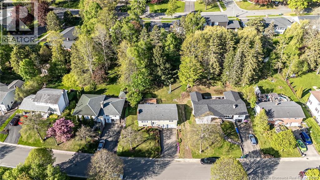 Property at 164 Lynhaven Street image 3
