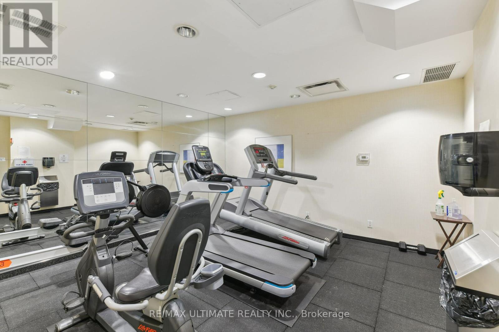 202 - 2325 Central Park Drive, Oakville, Ontario  L6H 0E5 - Photo 27 - W12293279