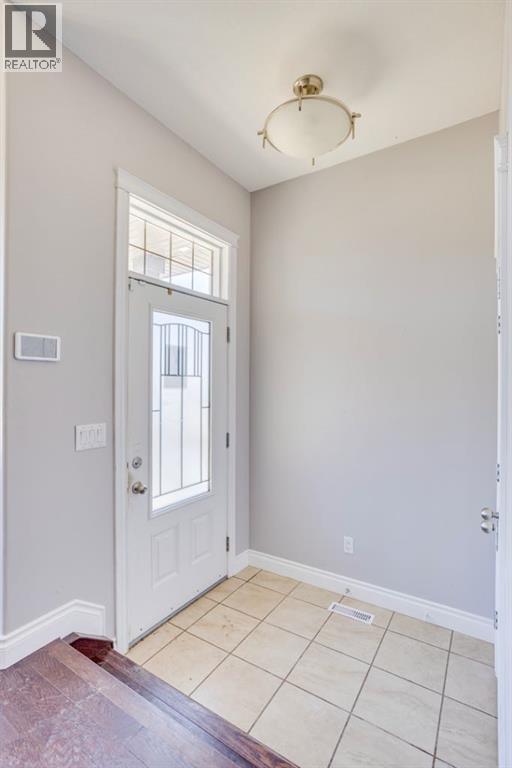 Property at 104 Chestnut Way image 3