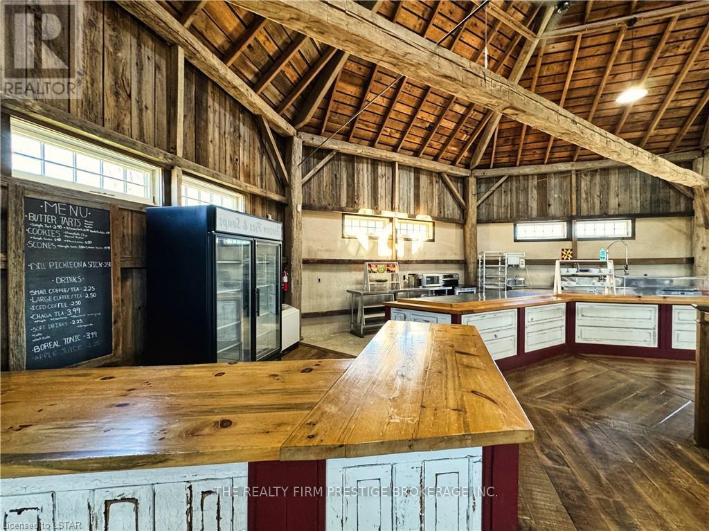 14226 Talbot Trail Road, Chatham-Kent, Ontario  N0L 1X0 - Photo 18 - X12327243