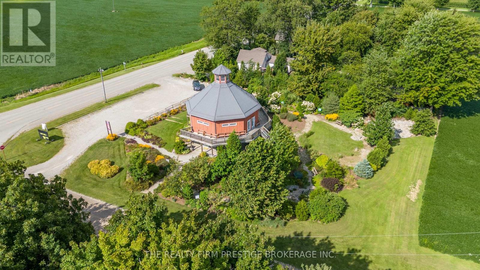 14226 Talbot Trail Road, Chatham-Kent, Ontario  N0L 1X0 - Photo 23 - X12327254