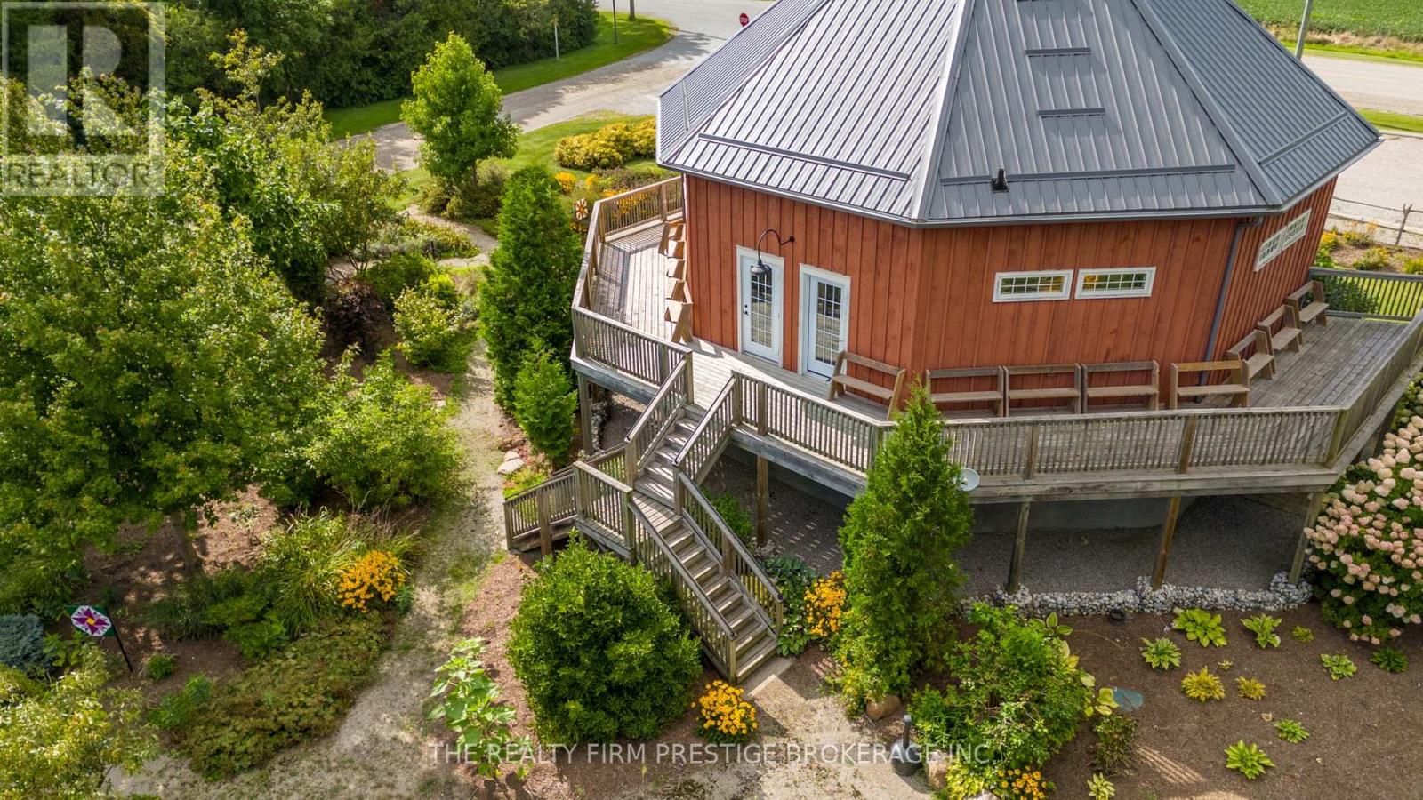 14226 Talbot Trail Road, Chatham-Kent, Ontario  N0L 1X0 - Photo 28 - X12327254