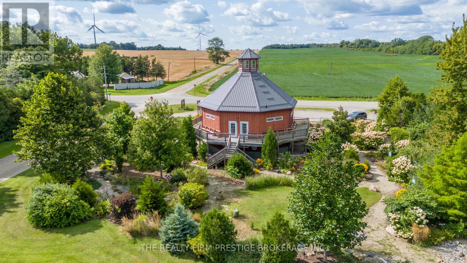 14226 Talbot Trail Road, Chatham-Kent, Ontario  N0L 1X0 - Photo 3 - X12327254