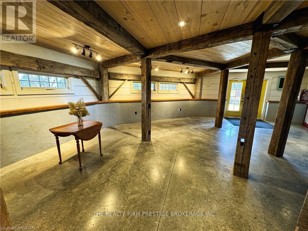 14226 Talbot Trail Road, Chatham-Kent, Ontario  N0L 1X0 - Photo 9 - X12327254