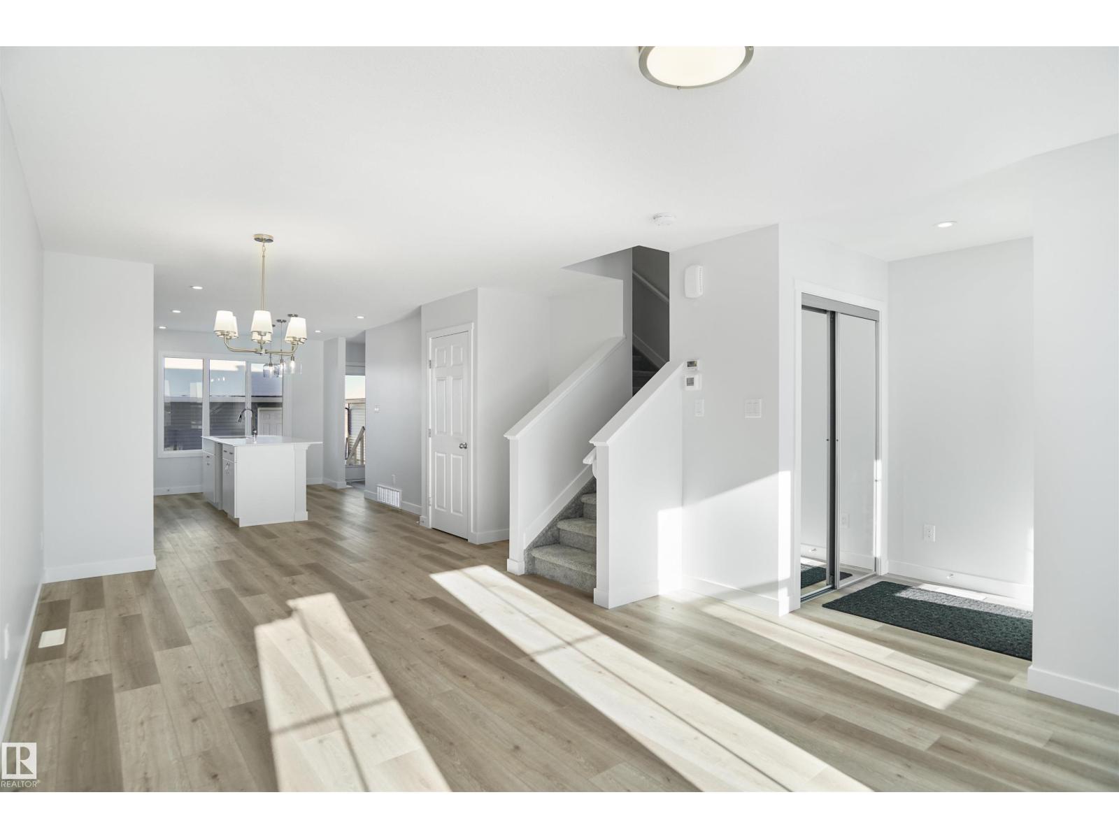 204 Savoy Cr, Sherwood Park, Alberta  T8H 1Z8 - Photo 5 - E4451365