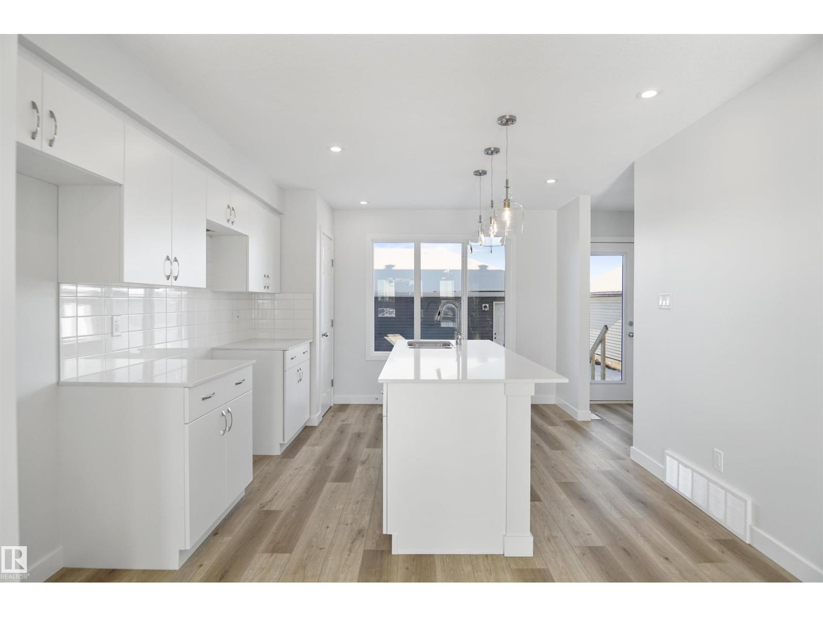 204 Savoy Cr, Sherwood Park, Alberta  T8H 1Z8 - Photo 8 - E4451365