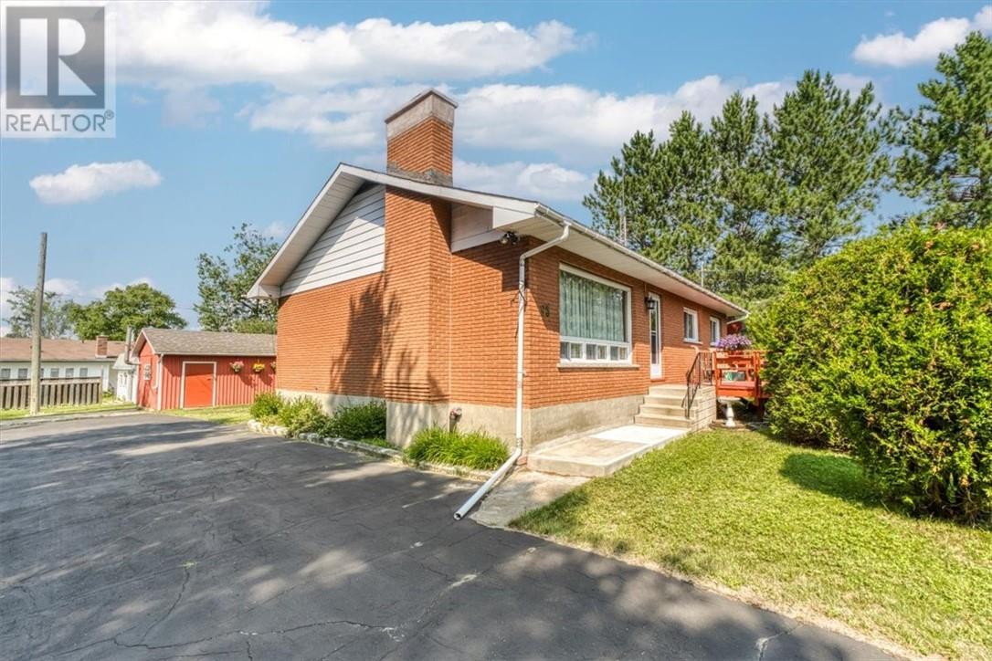 95 Dufferin Street, Cartier, Ontario  P0M 1J0 - Photo 1 - 2123979