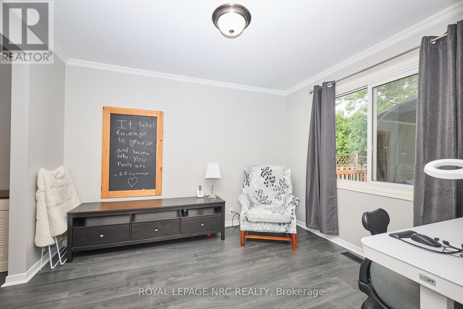 26 Elderwood Drive, St. Catharines, Ontario  L2S 3E5 - Photo 13 - X12309336