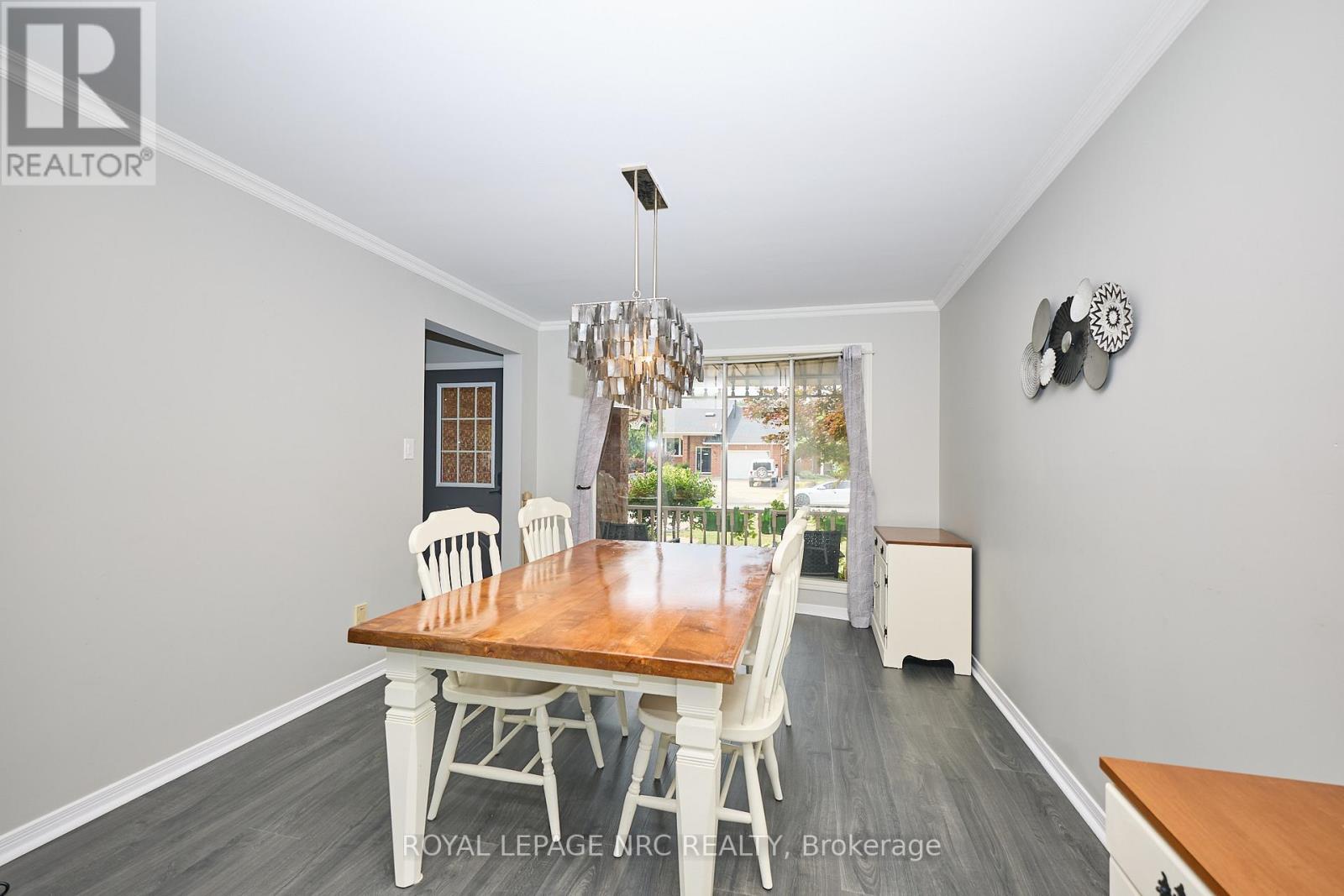 26 Elderwood Drive, St. Catharines, Ontario  L2S 3E5 - Photo 10 - X12309336