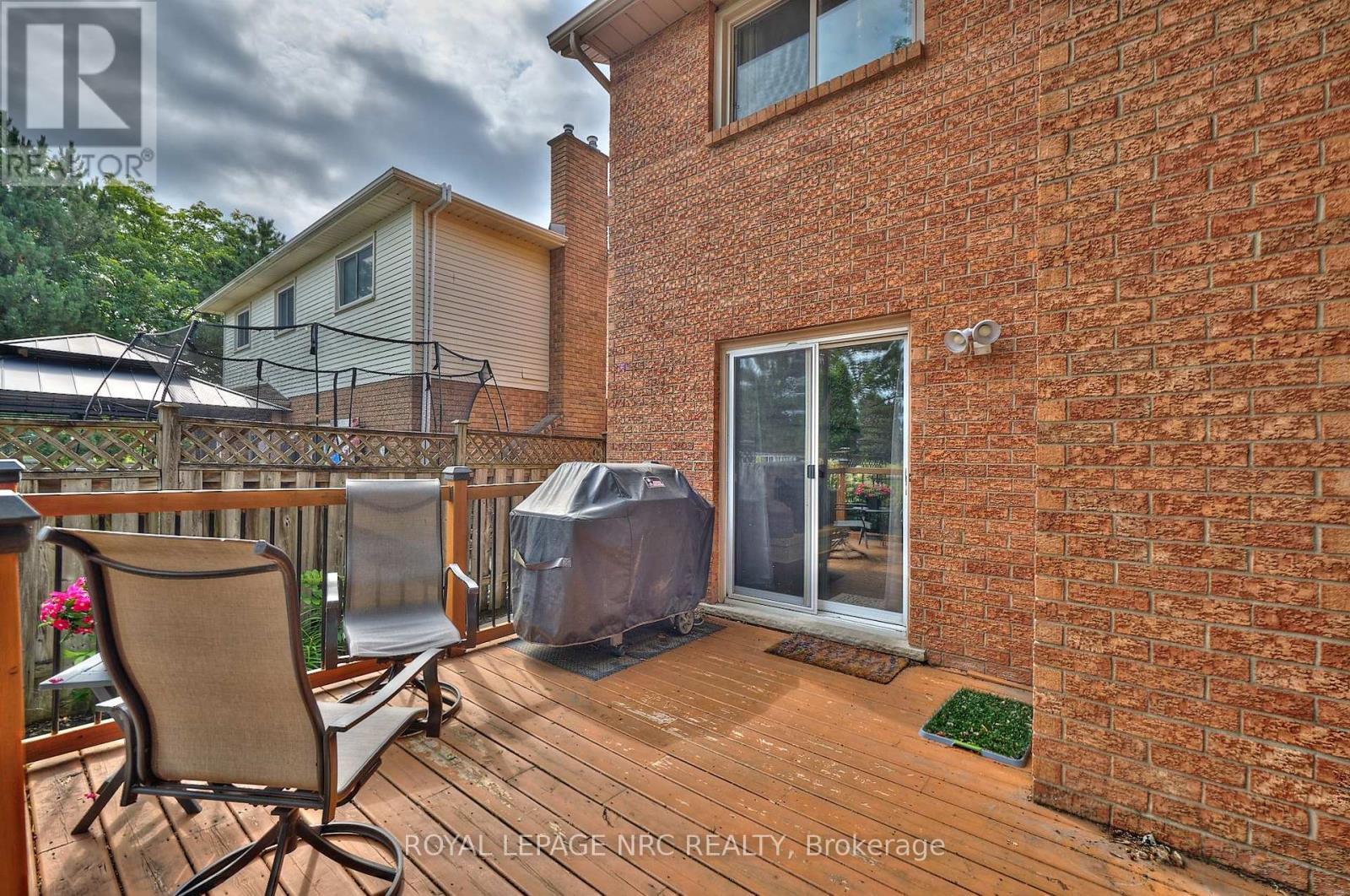 26 Elderwood Drive, St. Catharines, Ontario  L2S 3E5 - Photo 31 - X12309336