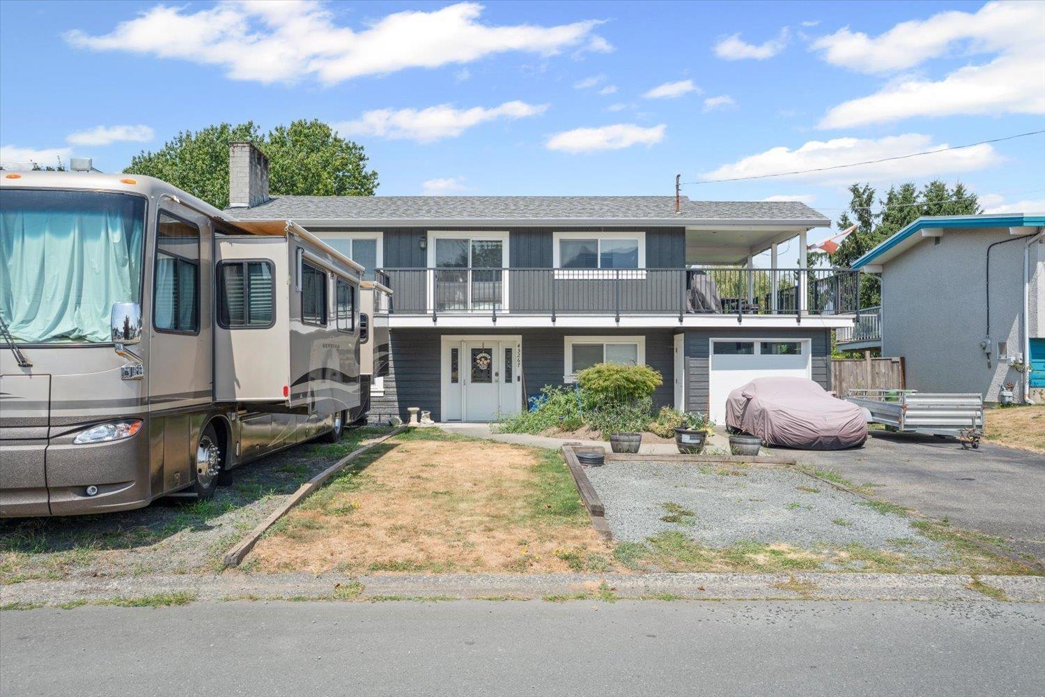 Property at 45267 STIRLING AVENUE image 3