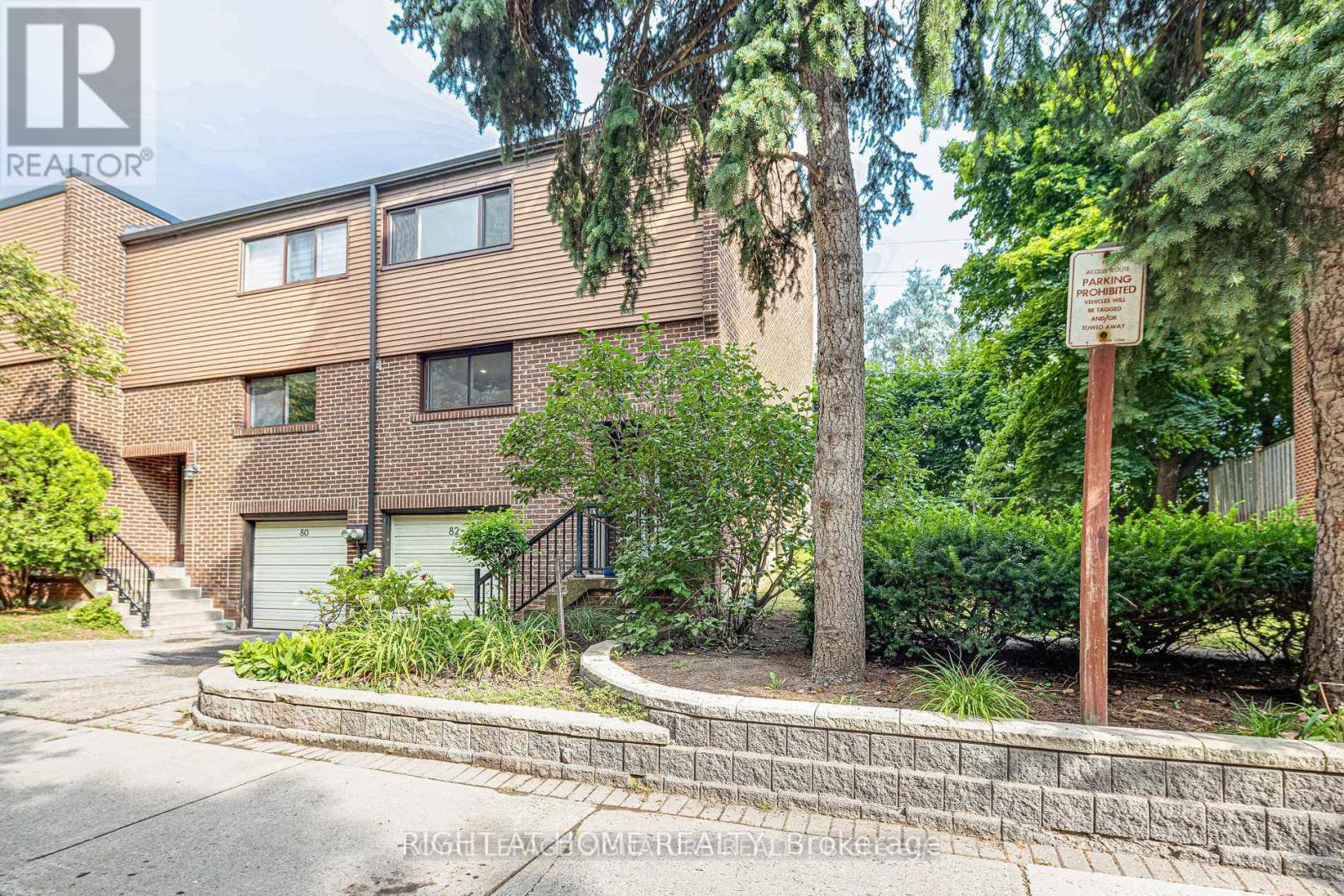 Property at 92 - 82 SONG MEADOWAY image 2