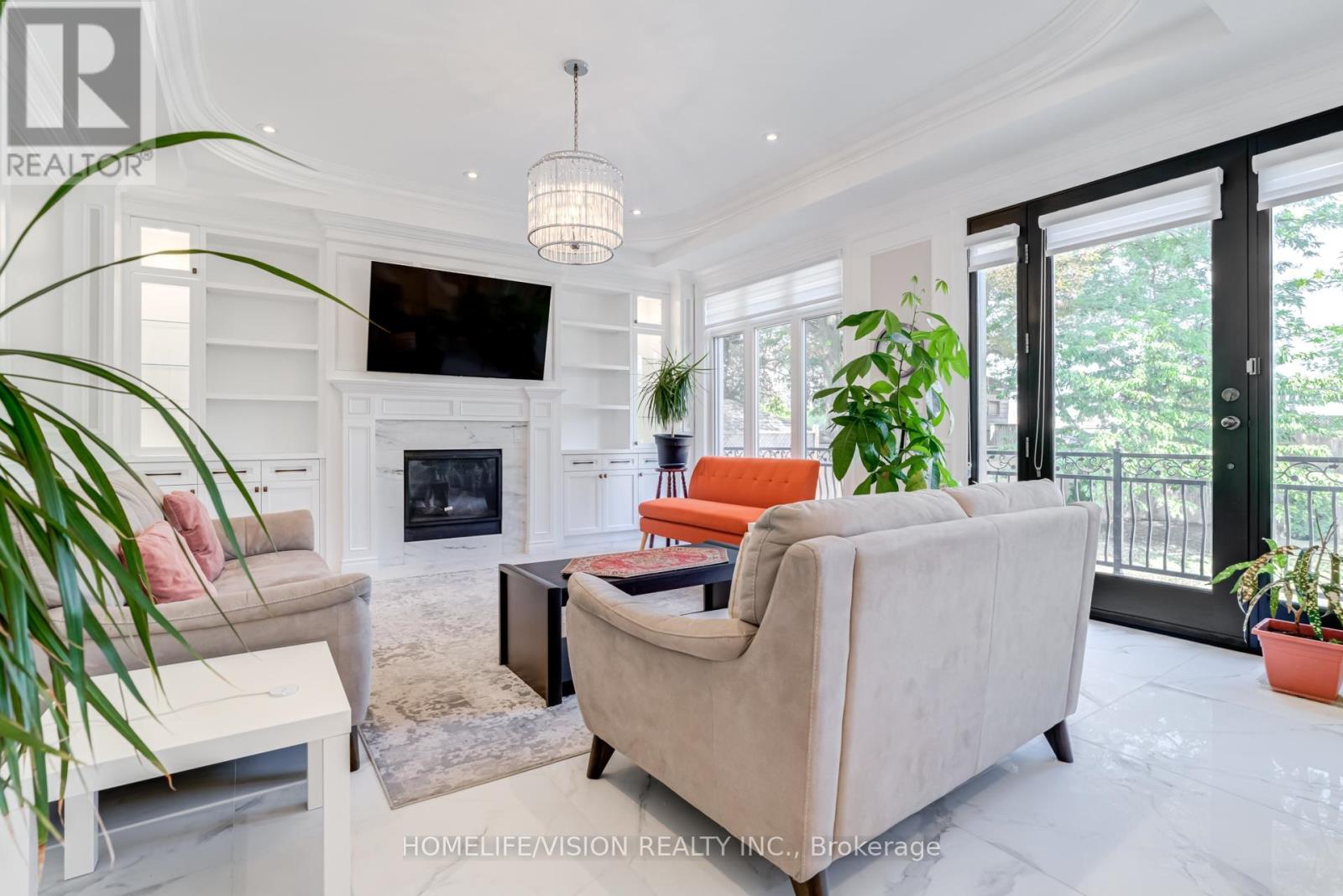 28 Moore Park Avenue, Toronto, Ontario  M2M 1M9 - Photo 15 - C12327024