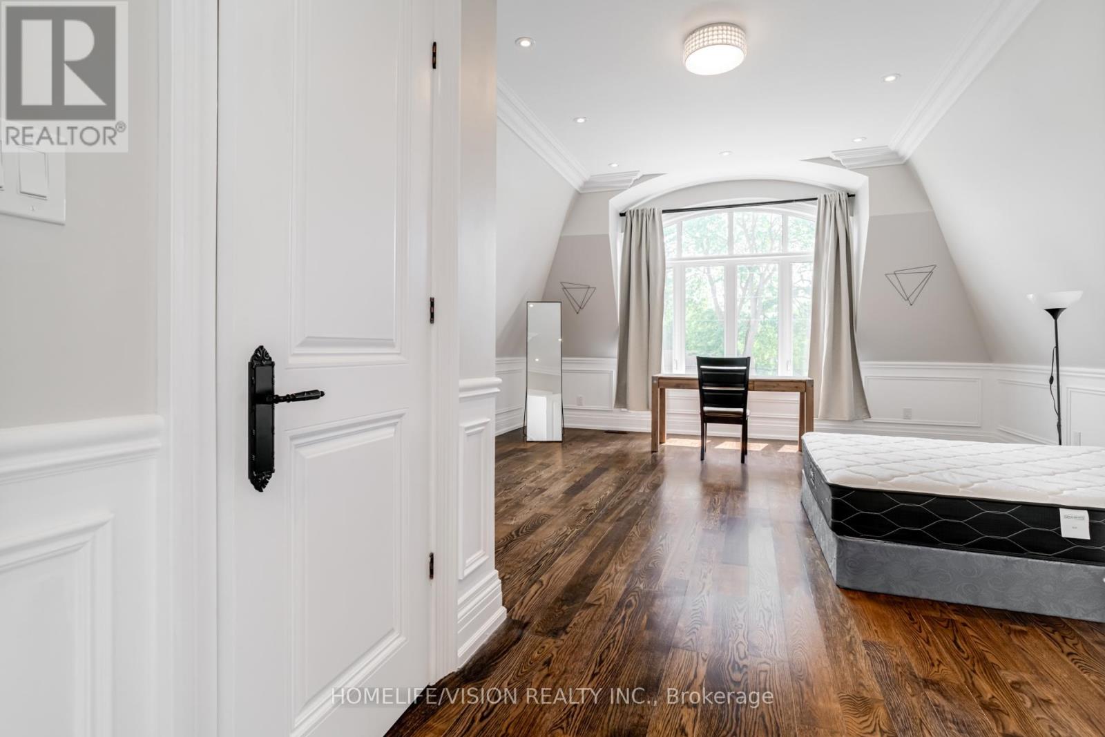 28 Moore Park Avenue, Toronto, Ontario  M2M 1M9 - Photo 37 - C12327024