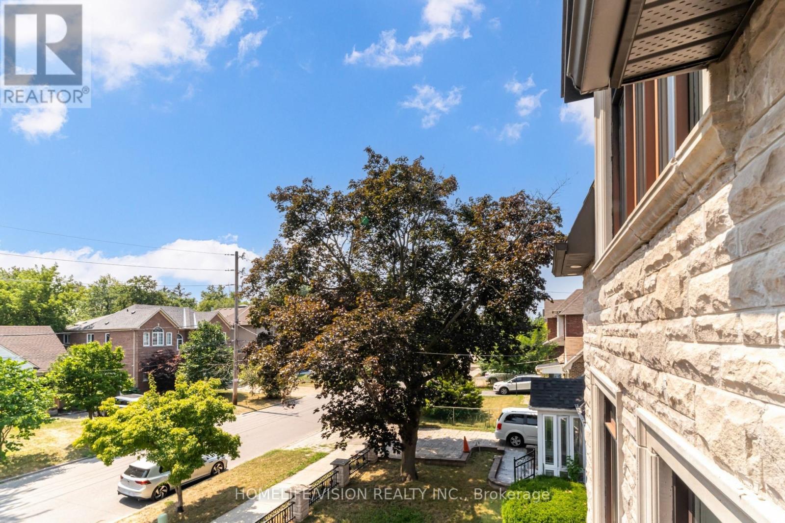 28 Moore Park Avenue, Toronto, Ontario  M2M 1M9 - Photo 45 - C12327024