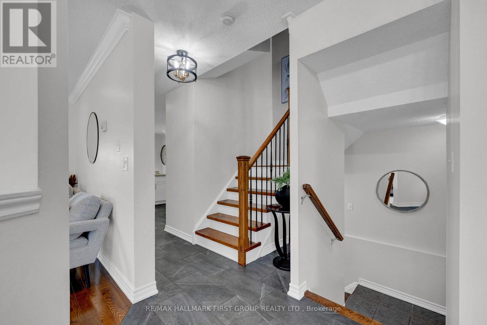 Property at 160 HIGH STREET image 3