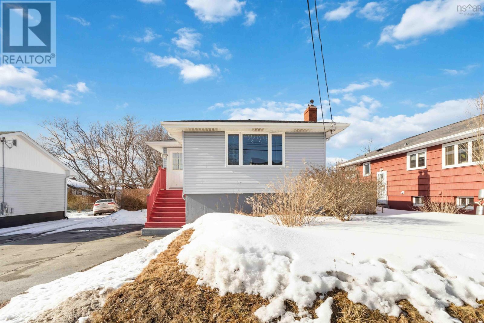 83 Woodland Avenue, Dartmouth, Nova Scotia  B3A 3K4 - Photo 1 - 202505283