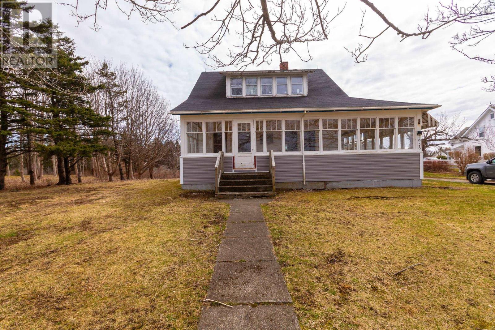 1938 Highway 1, Church Point, Nova Scotia  B0W 1M0 - Photo 1 - 202508454