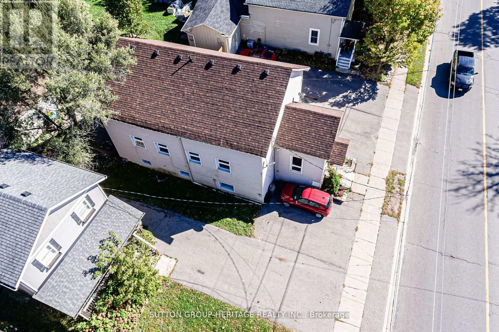 61 Main Street S, Uxbridge, Ontario  L9P 1J4 - Photo 6 - N12327088