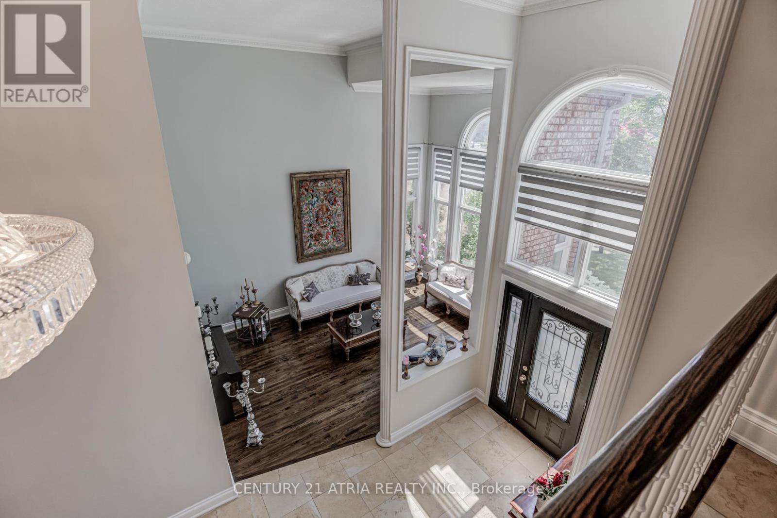 331 Binns Avenue, Newmarket, Ontario  L3X 1T6 - Photo 17 - N12327111