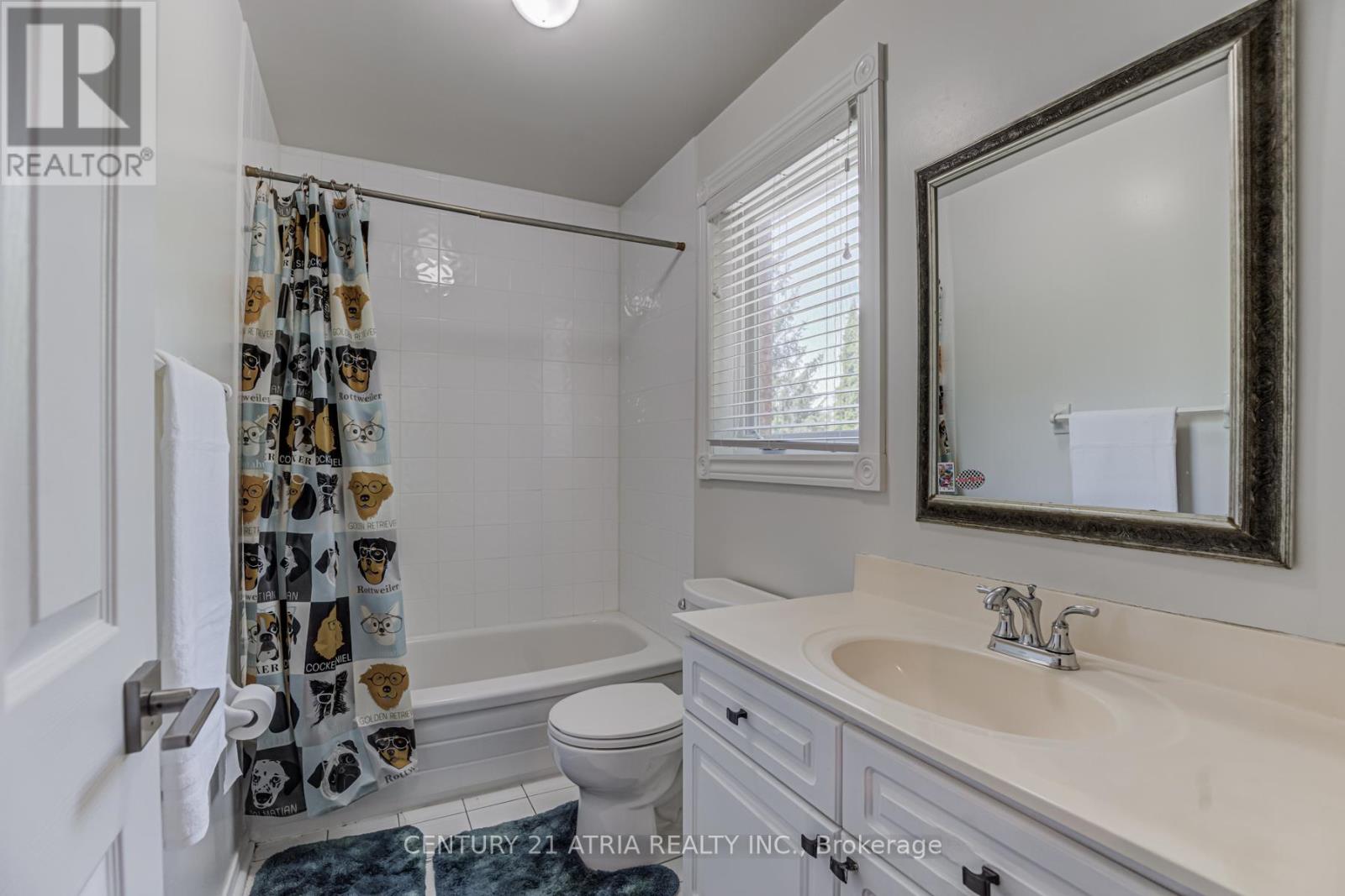 331 Binns Avenue, Newmarket, Ontario  L3X 1T6 - Photo 22 - N12327111