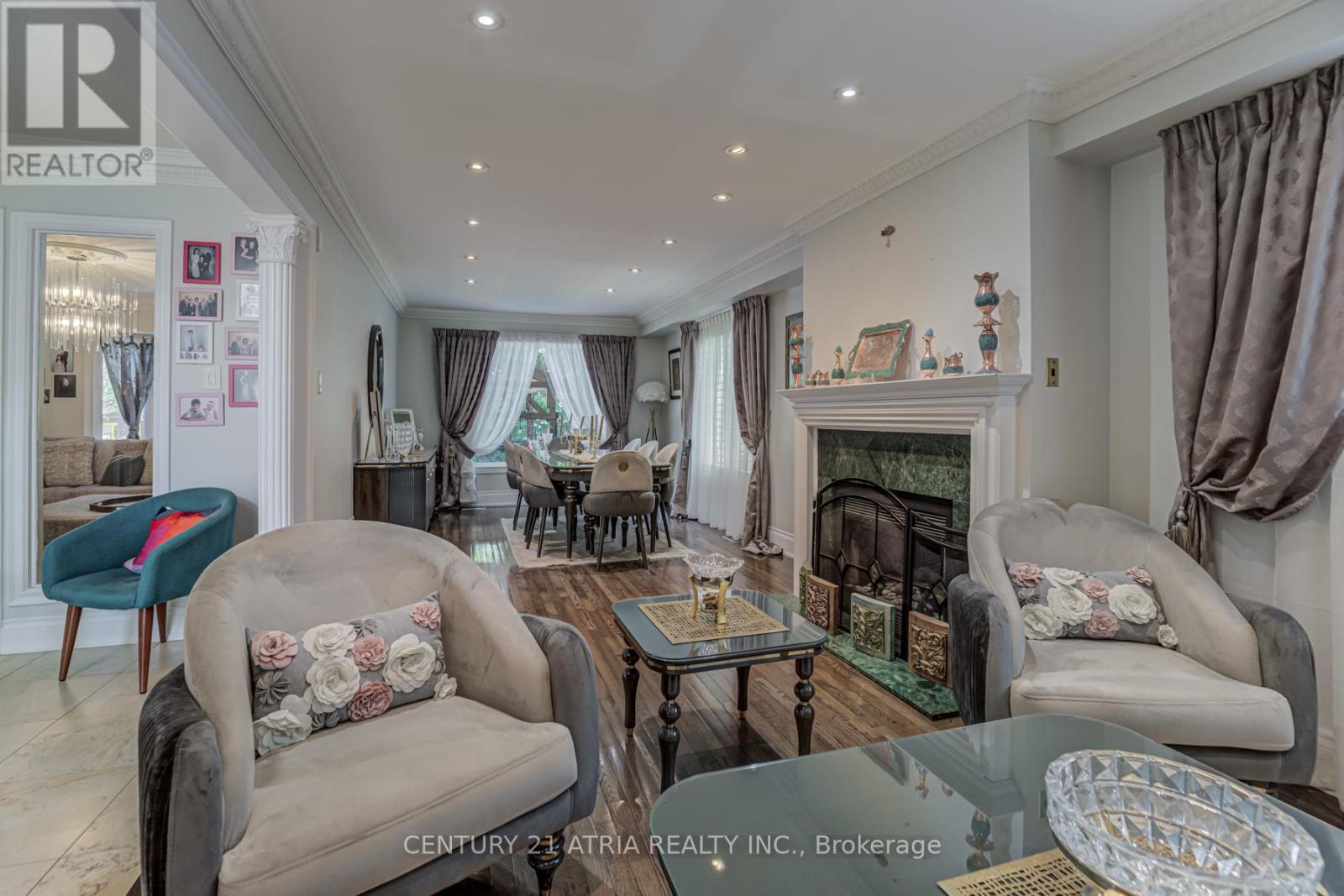 331 Binns Avenue, Newmarket, Ontario  L3X 1T6 - Photo 8 - N12327111