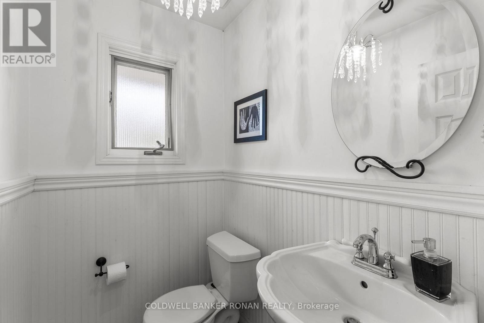 10 Margaret Avenue, Adjala-Tosorontio, Ontario  L0M 1J0 - Photo 16 - N12327212