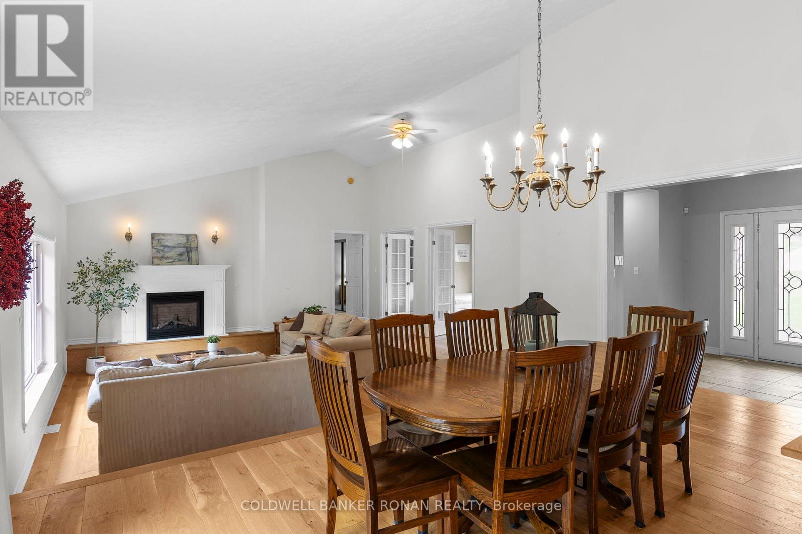 10 Margaret Avenue, Adjala-Tosorontio, Ontario  L0M 1J0 - Photo 7 - N12327212