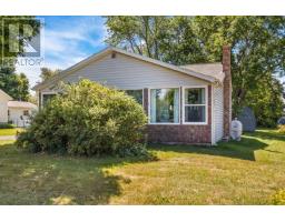 27 Wilfred Street, Miscouche, Ca