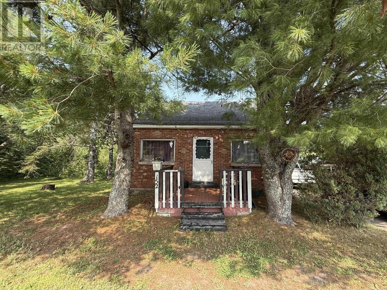 152 Cordova Street, Amherst, Nova Scotia  B4H 2L1 - Photo 6 - 202519702