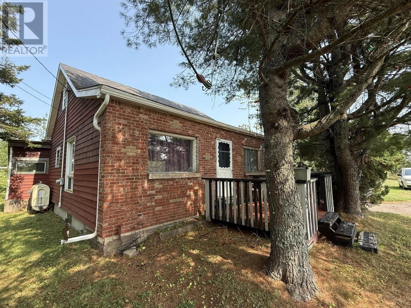 152 Cordova Street, Amherst, Nova Scotia  B4H 2L1 - Photo 5 - 202519702