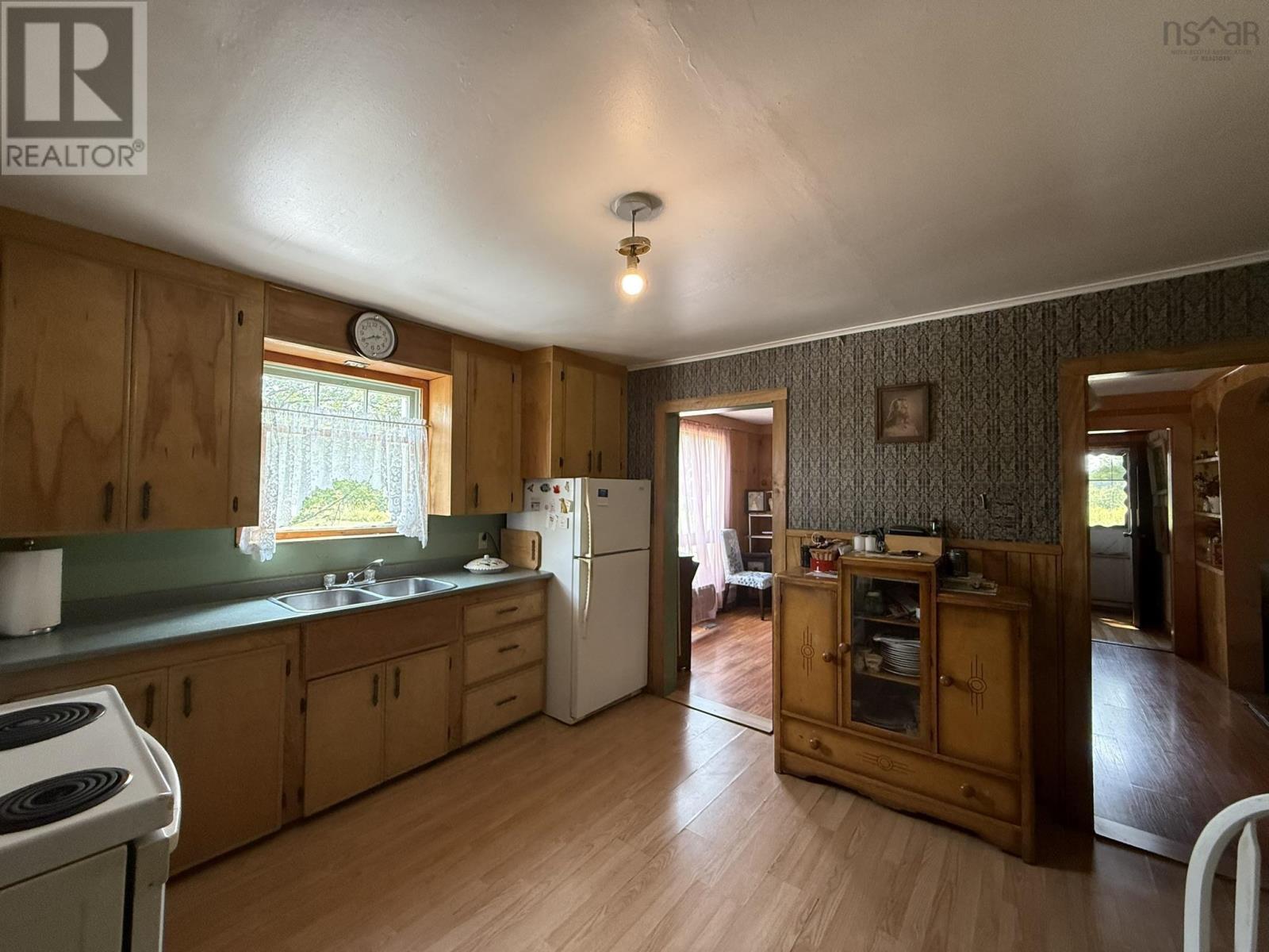 152 Cordova Street, Amherst, Nova Scotia  B4H 2L1 - Photo 9 - 202519702