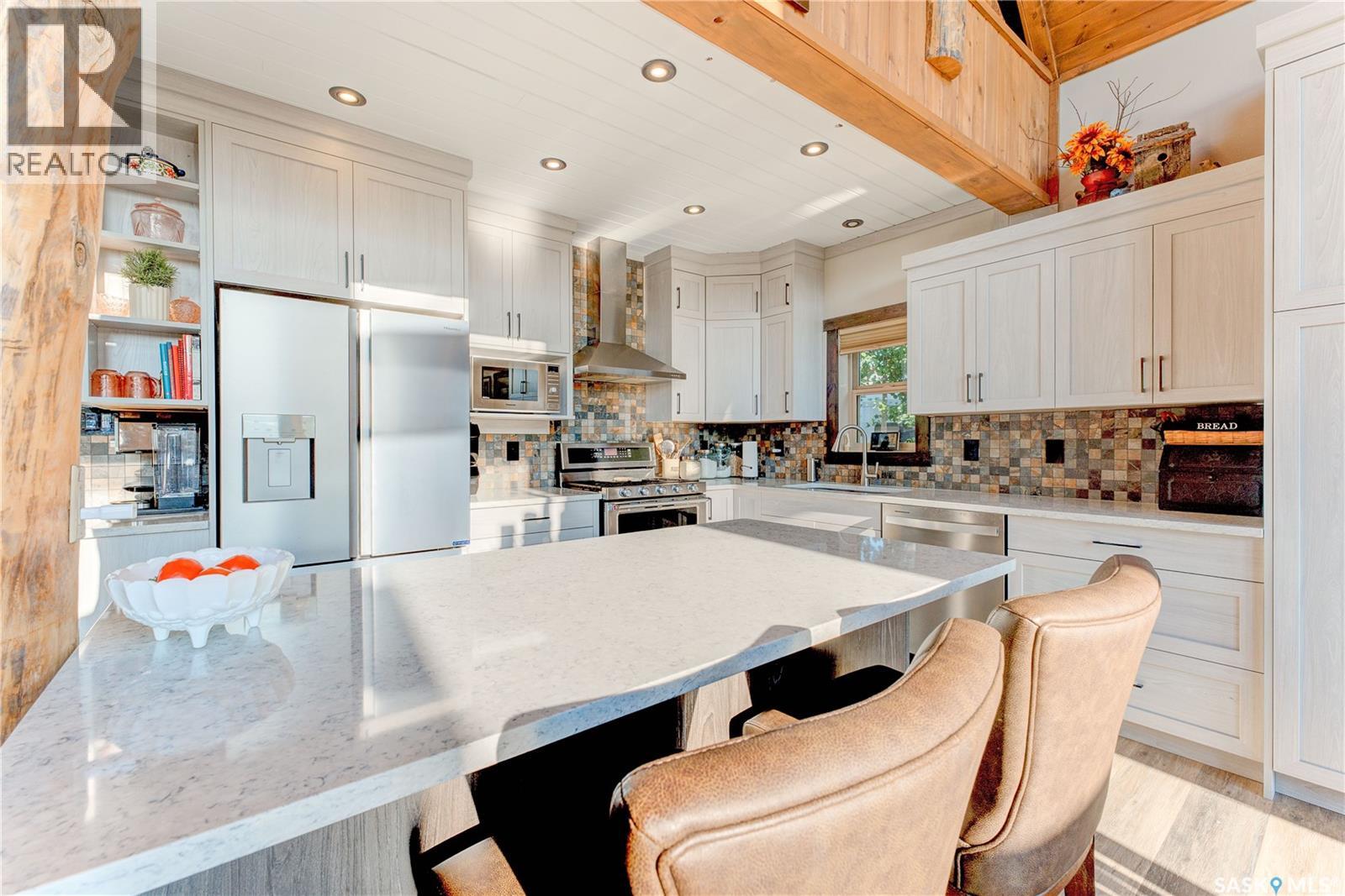 605 Cedar Close, Beaver River Rm No. 622, Saskatchewan  S0M 1A0 - Photo 4 - SK014705