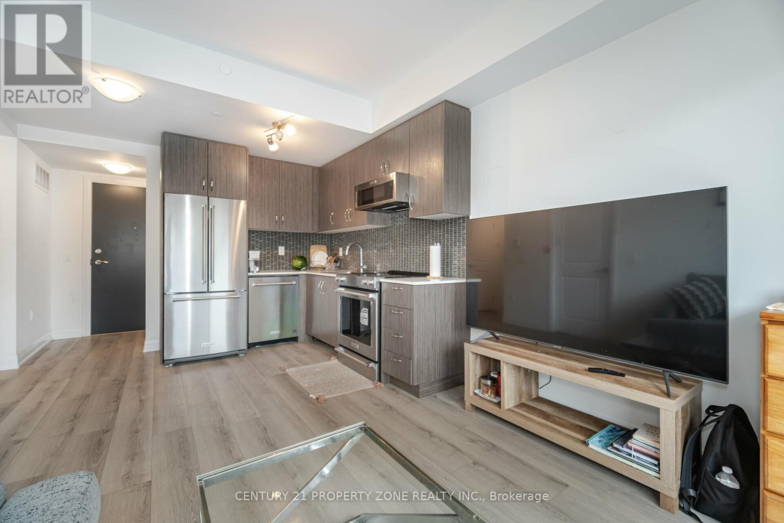 263 - 65 Attmar Drive, Brampton, Ontario  L6P 0Y6 - Photo 10 - W12327005