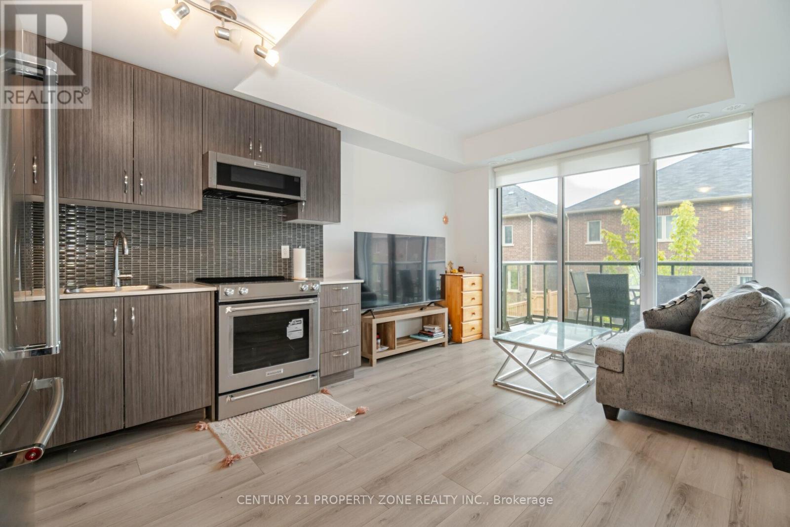 263 - 65 Attmar Drive, Brampton, Ontario  L6P 0Y6 - Photo 11 - W12327005
