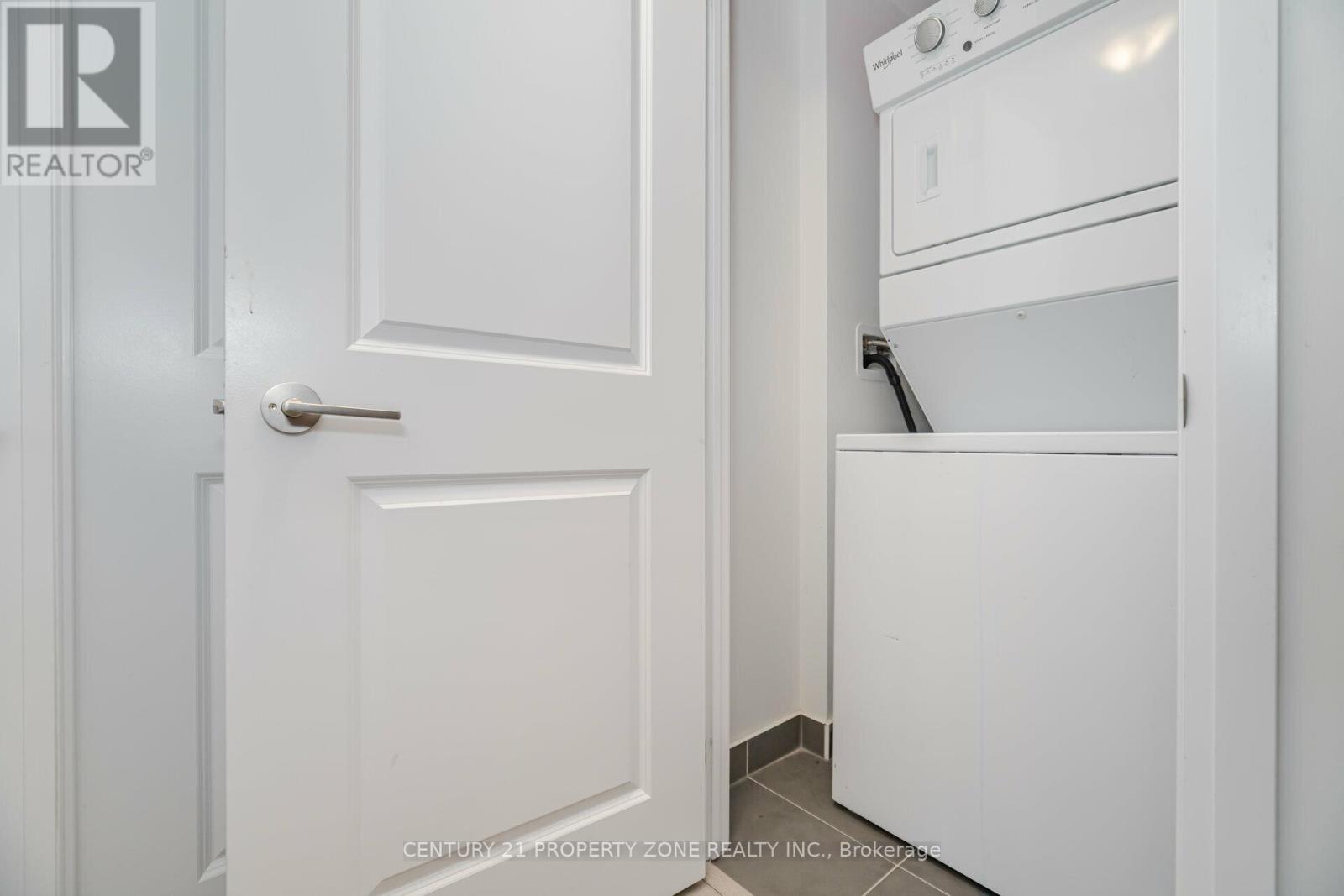 263 - 65 Attmar Drive, Brampton, Ontario  L6P 0Y6 - Photo 19 - W12327005