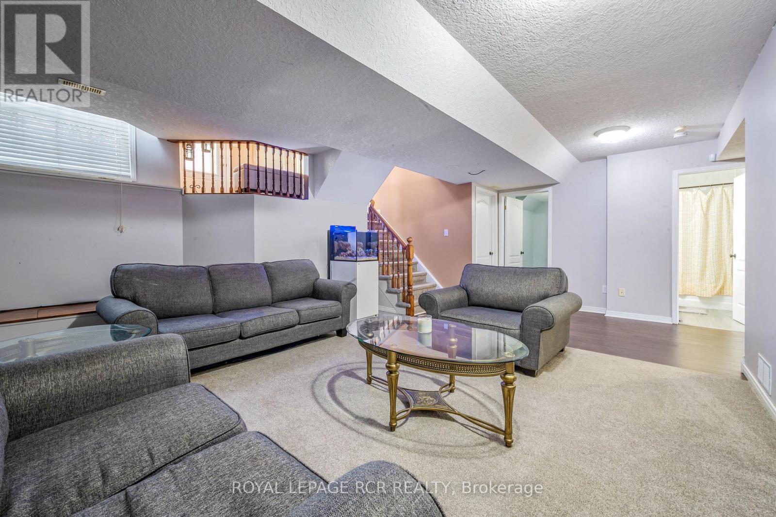 71 Hunter Road, Orangeville, Ontario  L9W 5C5 - Photo 22 - W12327023