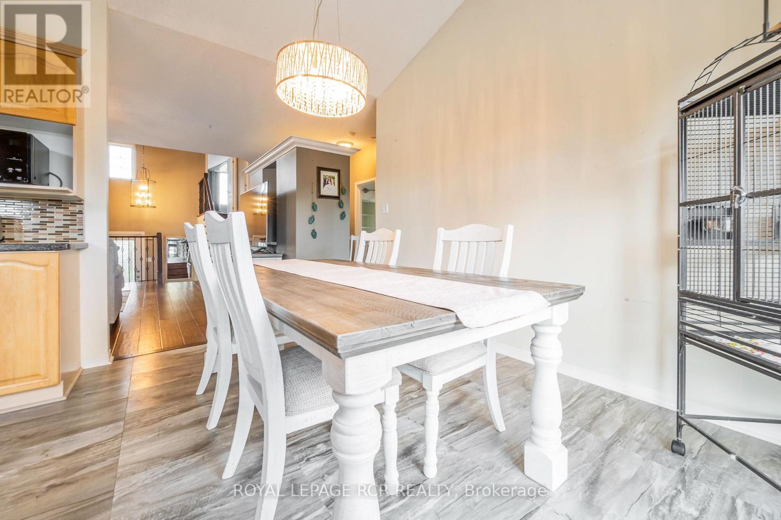 71 Hunter Road, Orangeville, Ontario  L9W 5C5 - Photo 9 - W12327023
