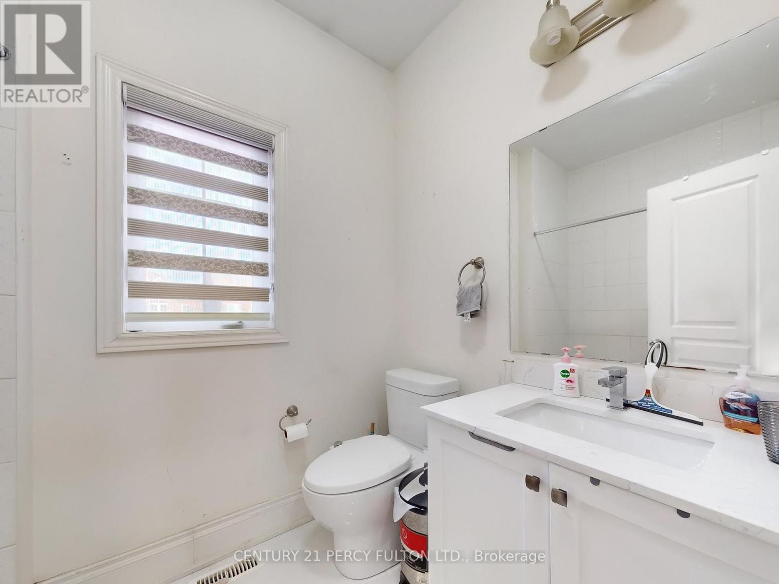 96 Humberstone Crescent, Brampton, Ontario  L7A 4B8 - Photo 28 - W12327027